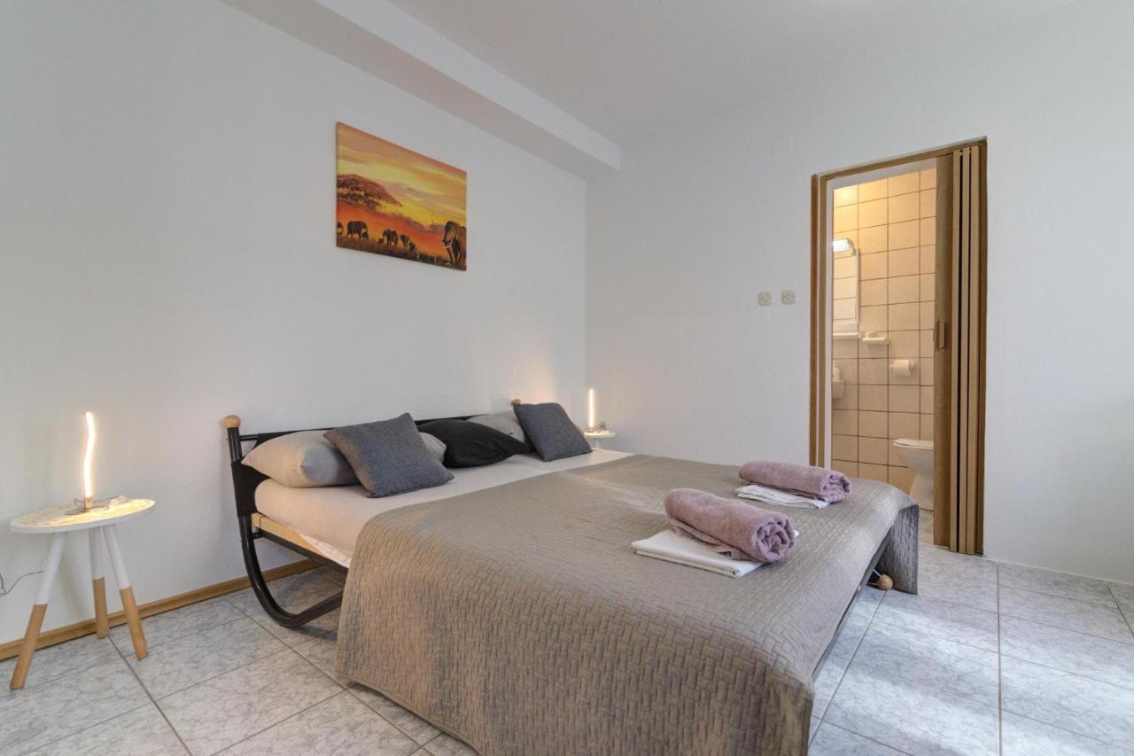 Apartments Maja I Ante Senj  Ngoại thất bức ảnh