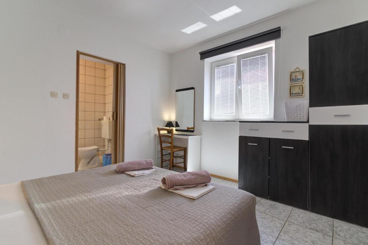 Apartments Maja I Ante Senj  Ngoại thất bức ảnh